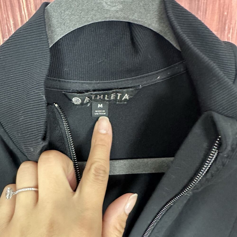 Athleta Full Zip Jacket Workout Running Black Womens Size Medium M - Picture 3 of 6